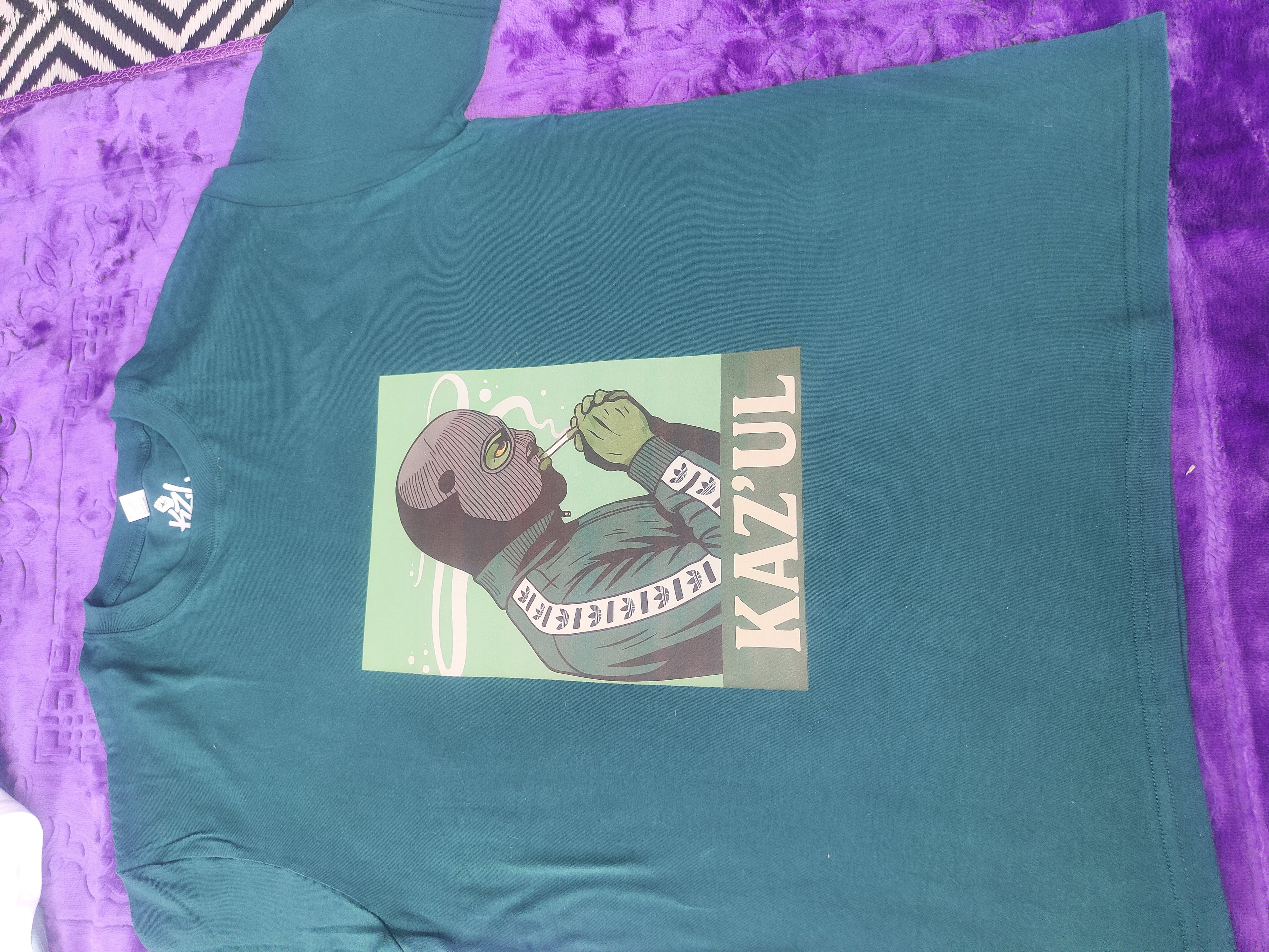 T-shirt kaz'ul weed